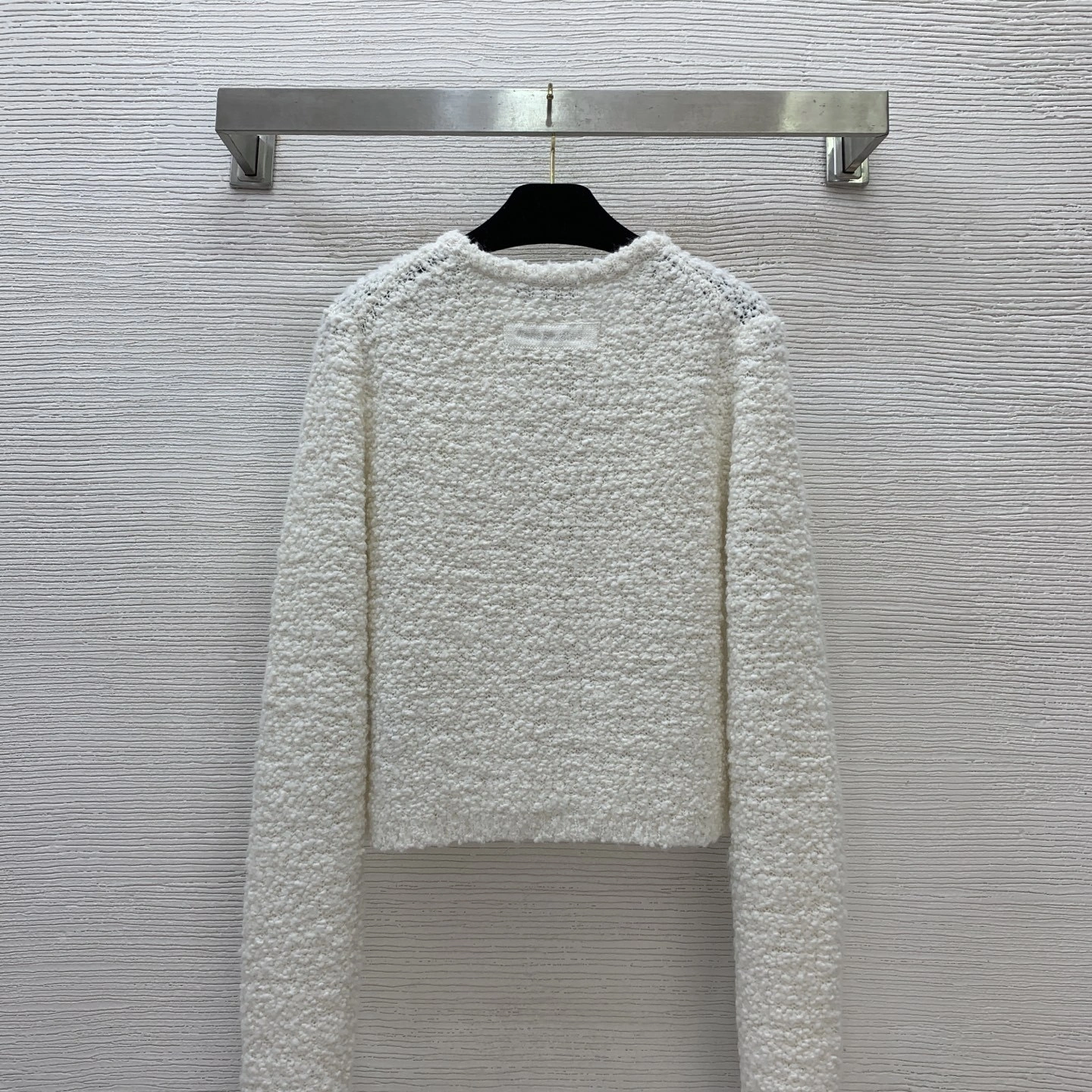 Victoria- 1395 wool item:E-F044I0221