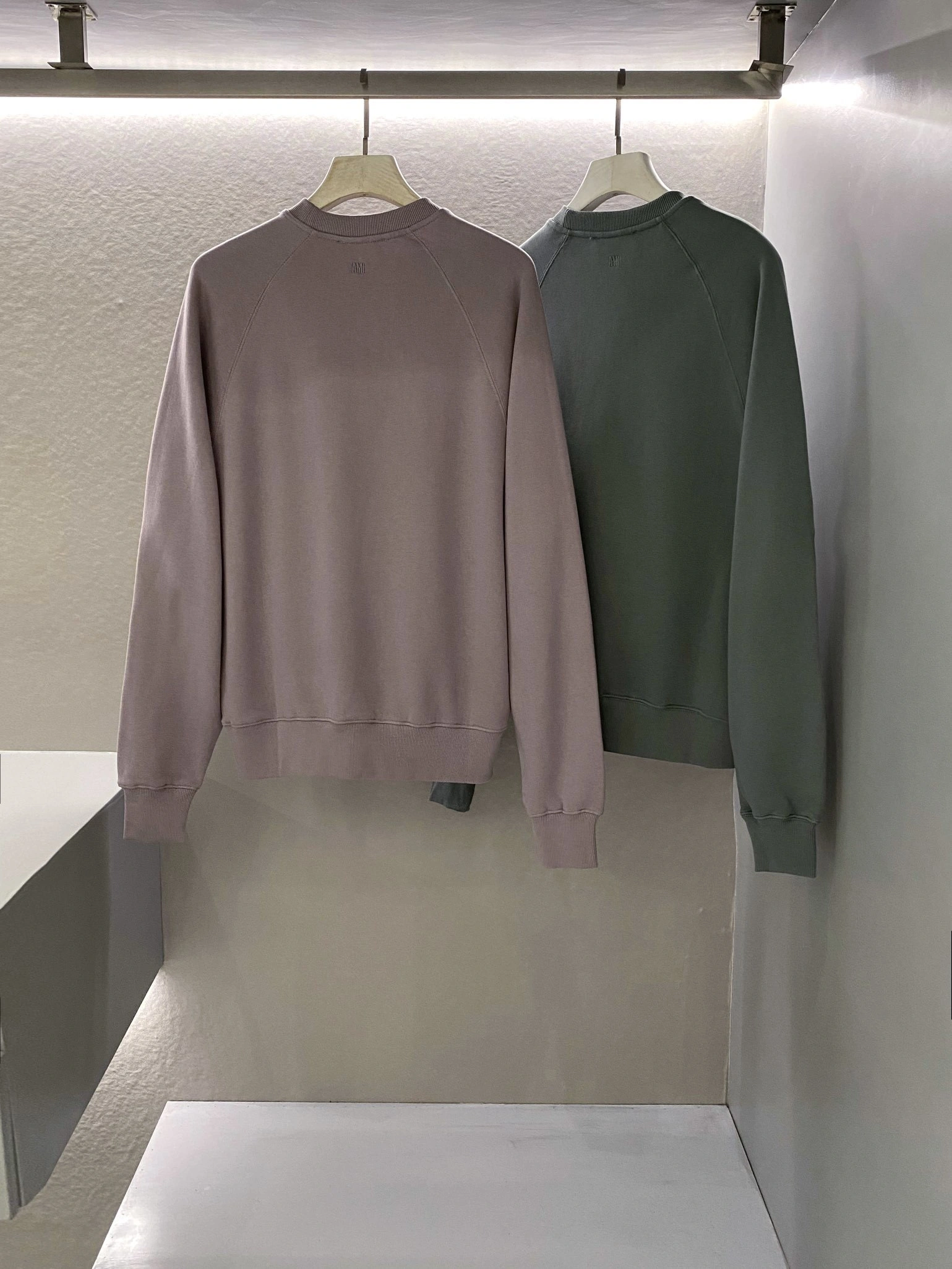 Victoria- 17I oversized 2colour item:D-F361J1539-2