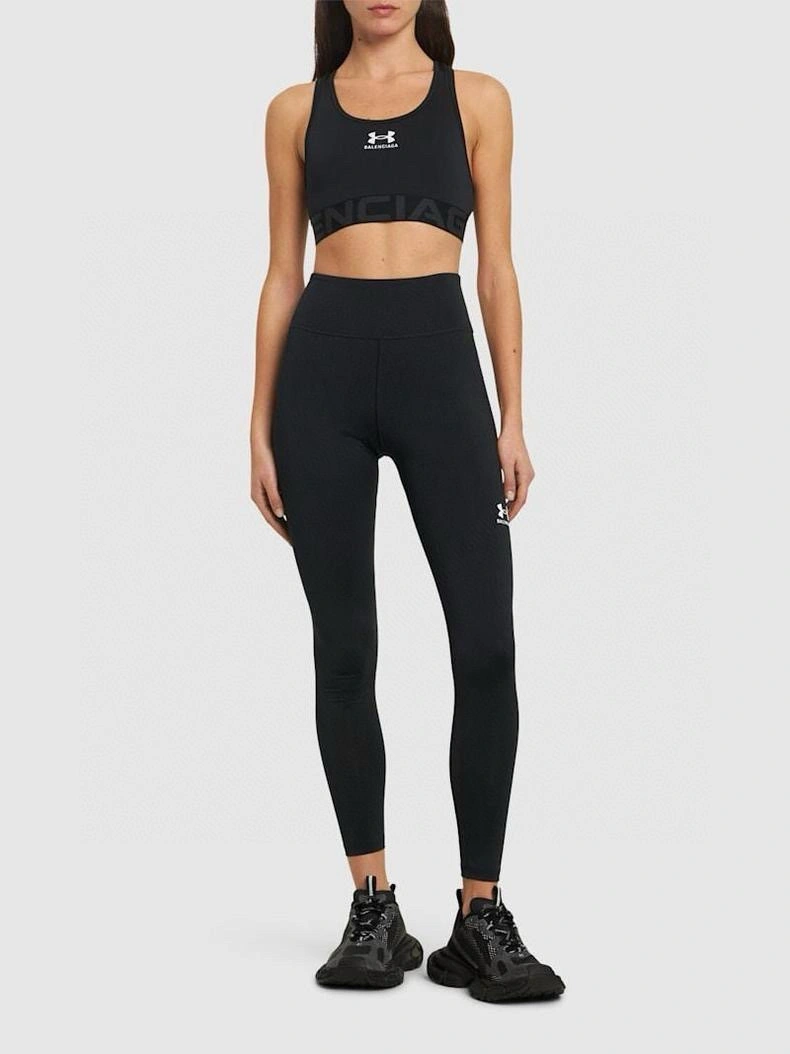 Victoria- 218593i16 item:E-F044D1101