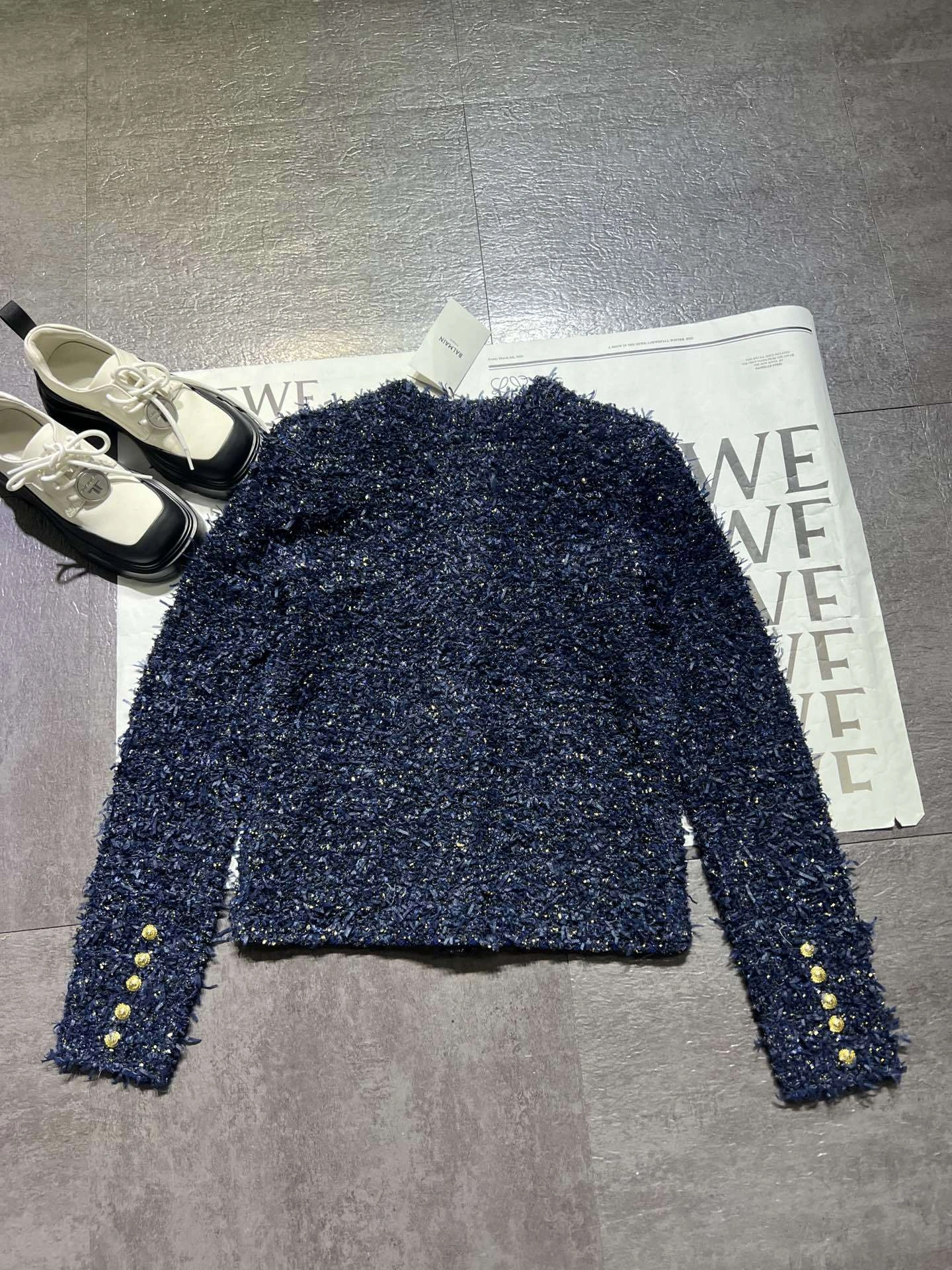 Victoria- 21871i9 item:D-F245J3038