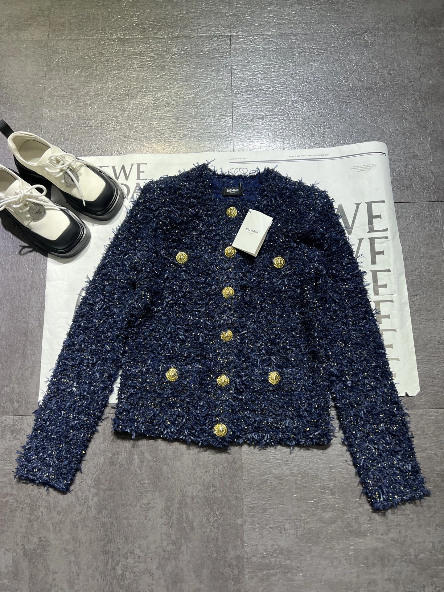 Victoria- 21871i9 item:D-F245J3038
