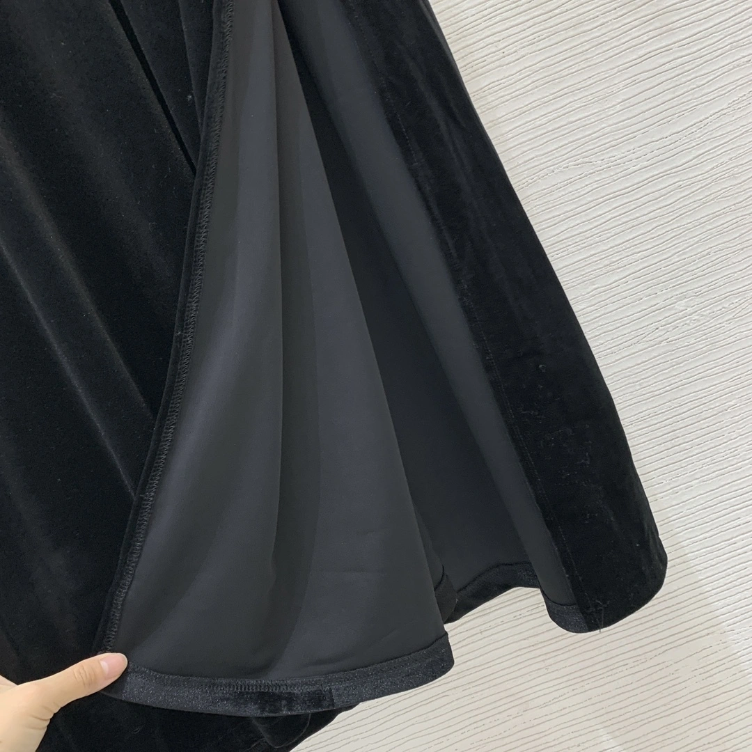 Victoria- 21871i9 velvet item:E-F044A0295