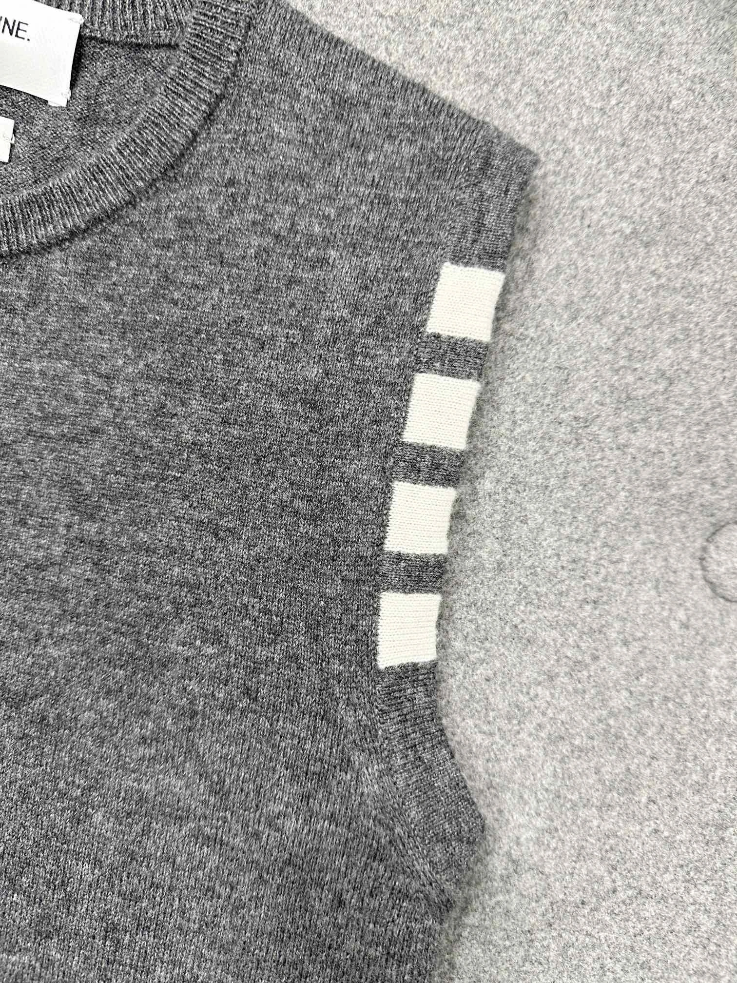Victoria- 2row95 𝟰𝗯𝗮𝗿 item:C-F801K3004
