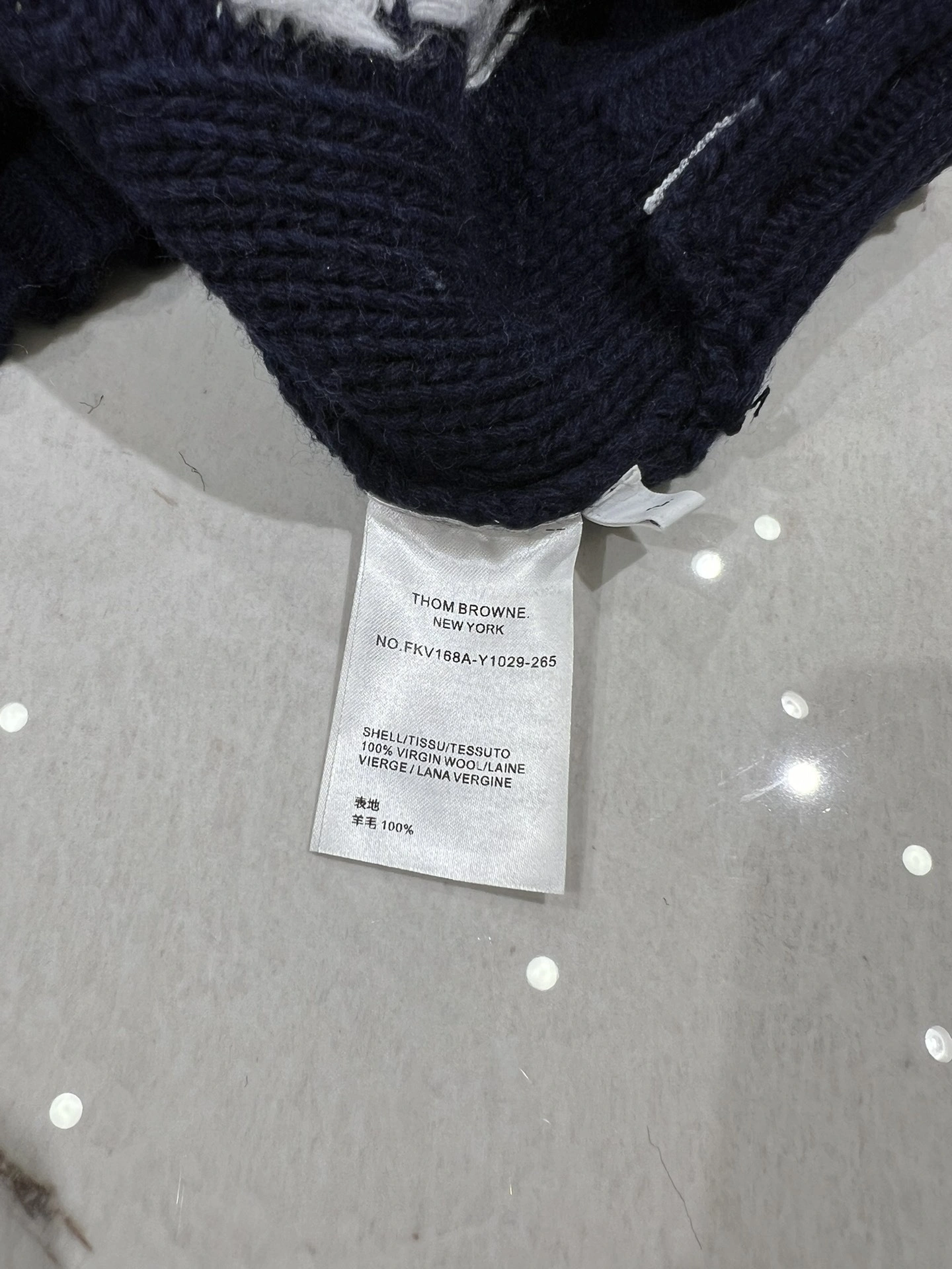 Victoria- 2row95 2colour item:D-F140J5234-2