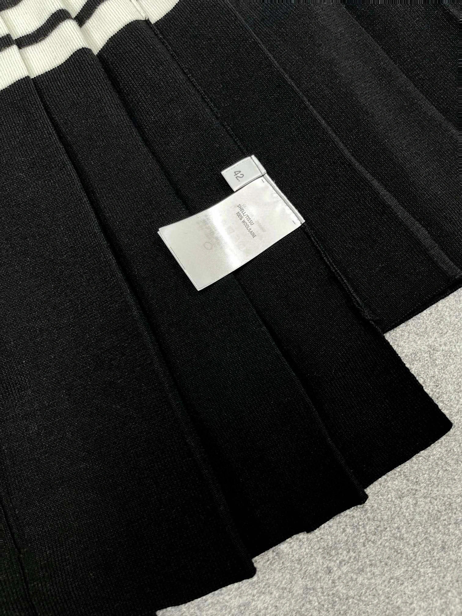 Victoria- 2row95 item:C-F801J1229