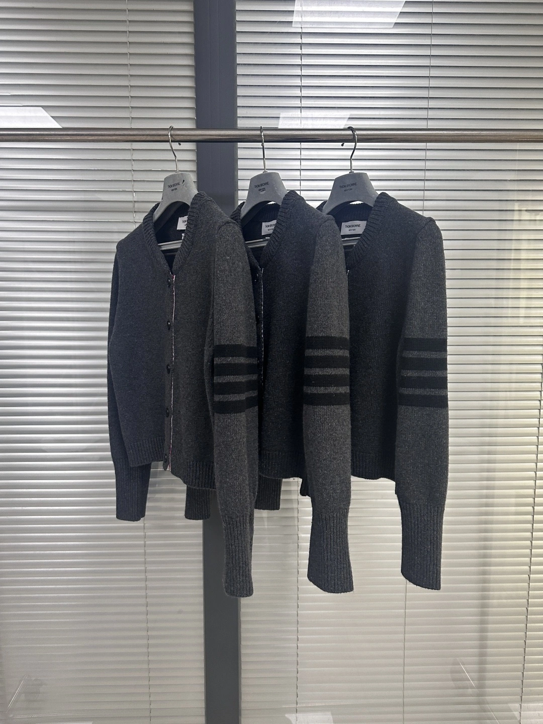 Victoria- 2row95 wool item:E-F290E0632