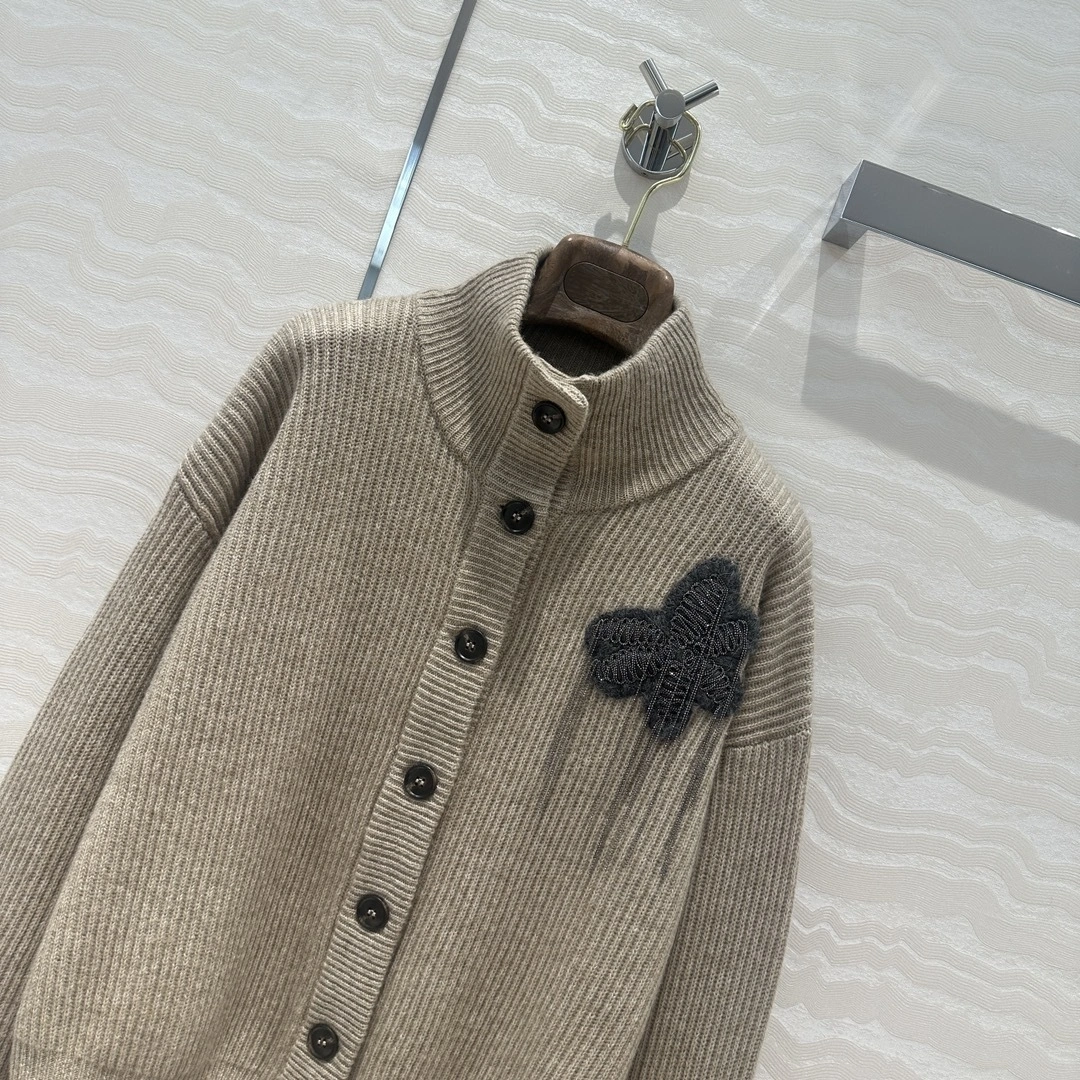 Victoria- 2ru9588o Cashmere item:D-F240H2617