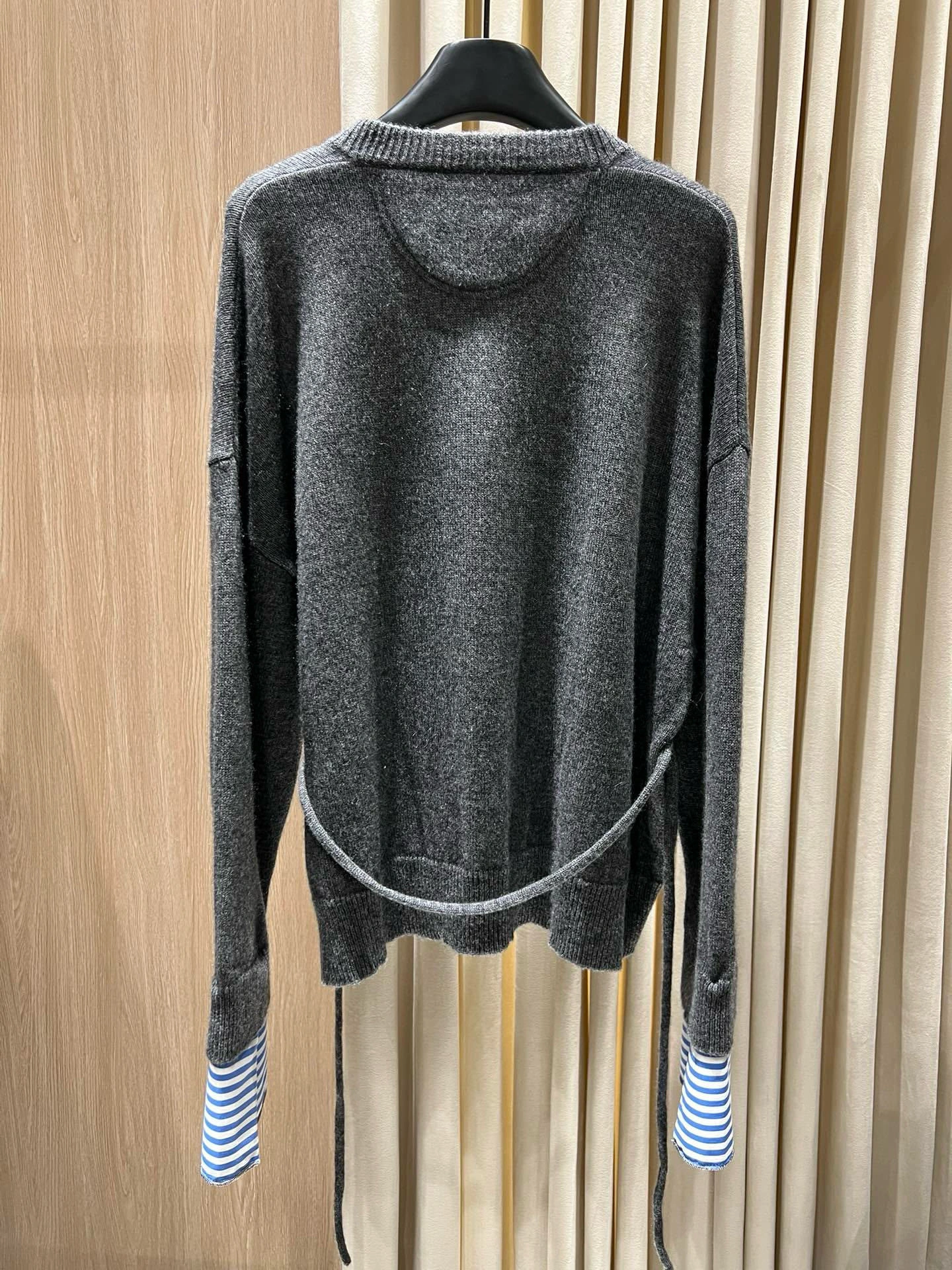 Victoria- 2ru9588o cashmere 2colour item:E-F140I2745-2H