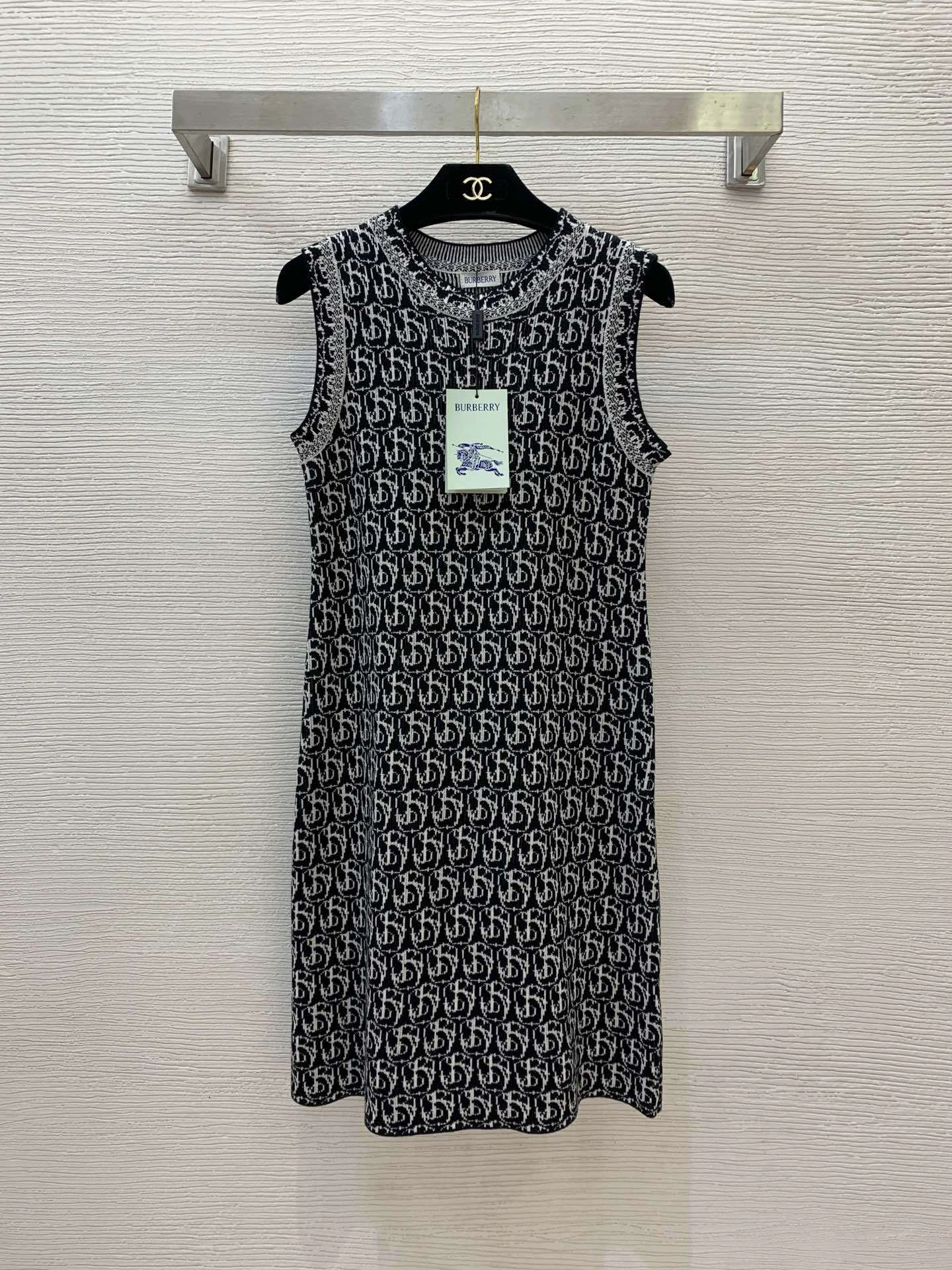 Victoria- 2ur25rry D25010387 wool 2colour item:E-F044D1145-2