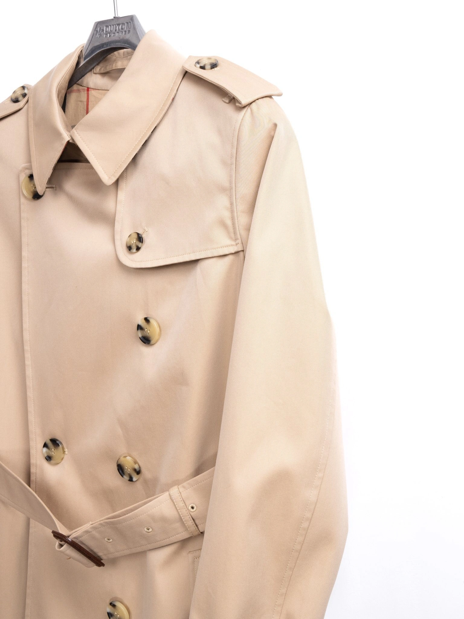 Victoria- 2ur25rry Heritage Trench item:D-F110J5949