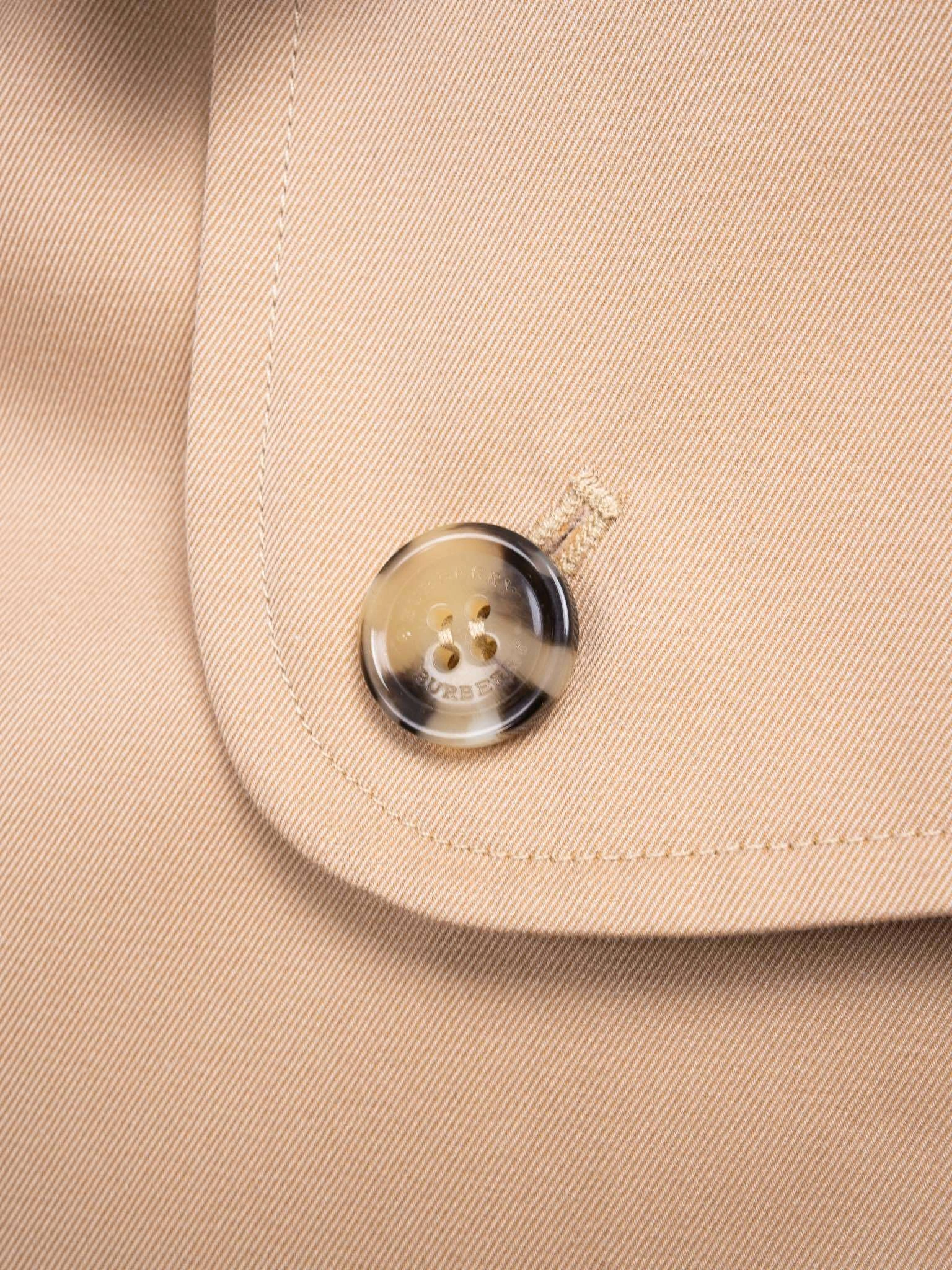 Victoria- 2ur25rry Heritage Trench item:D-F110J5949