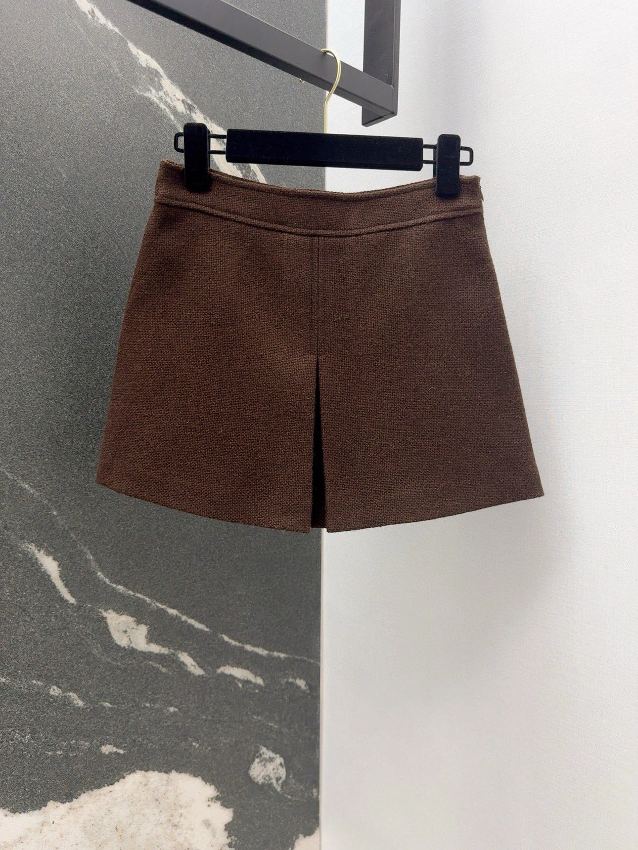 Victoria- 358i95 item:D-F240H2639