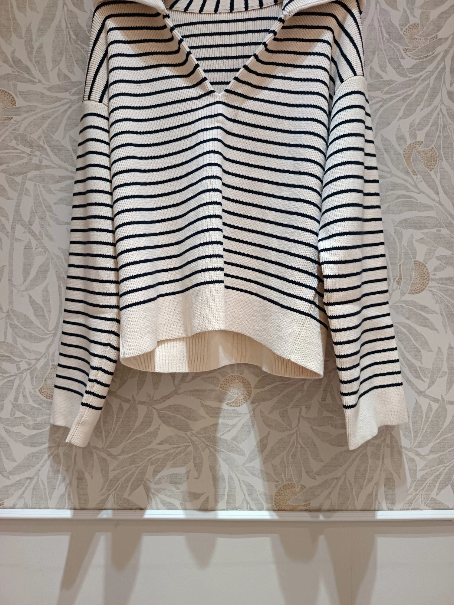 Victoria- 358i95 item:D-F240J0614
