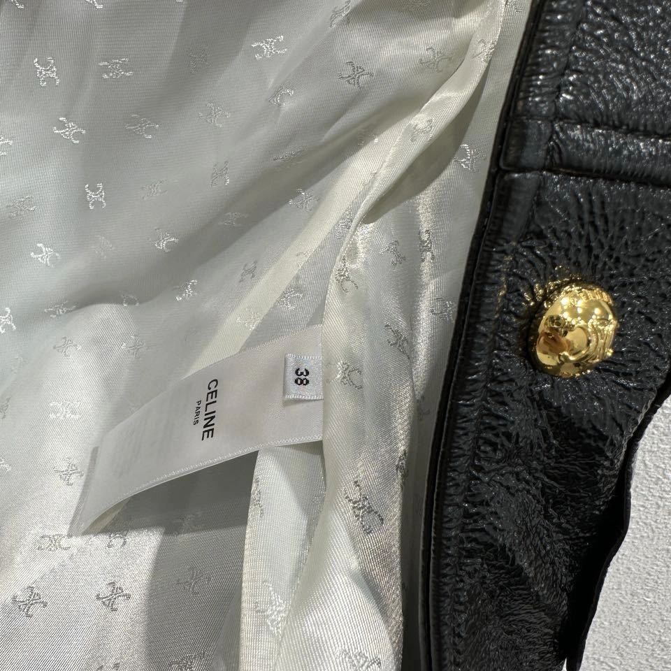 Victoria- 358i95 item:D-F244J3017