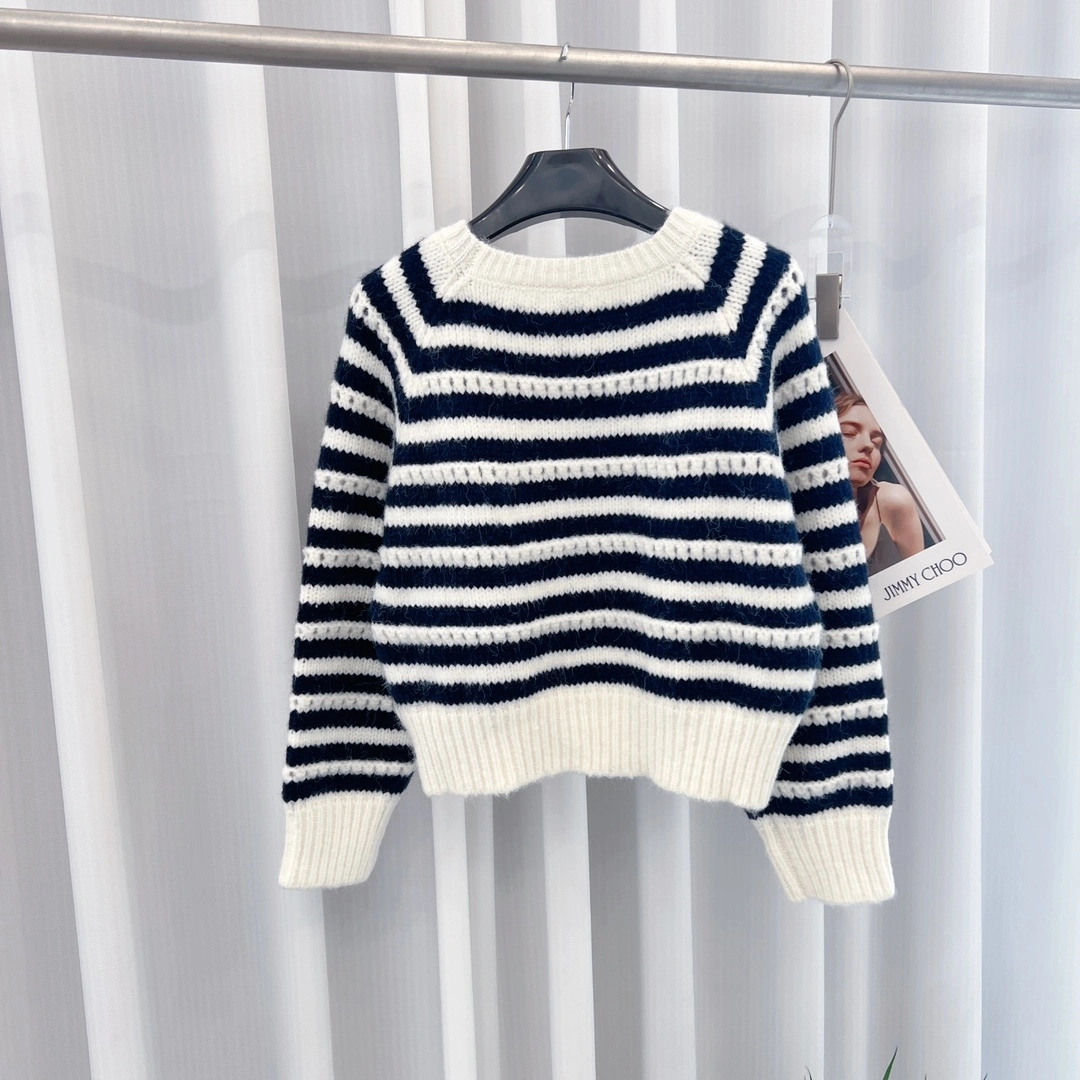 Victoria- 358i95 wool item:E-F000B1299T