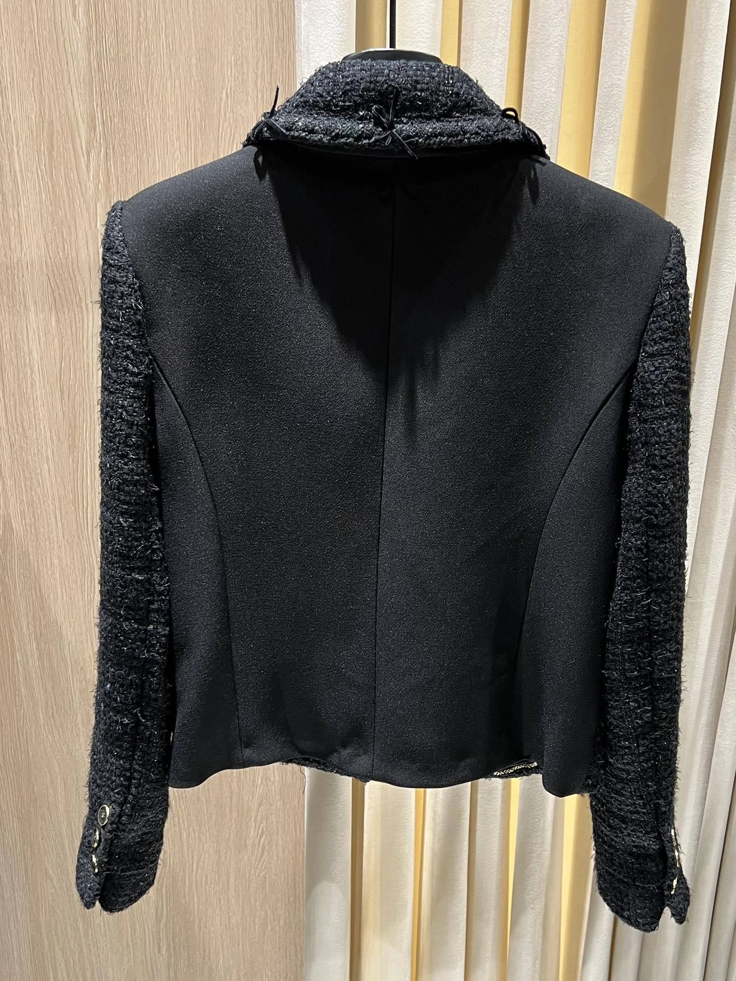 Victoria- 3h1958 item:E-F140K1639H