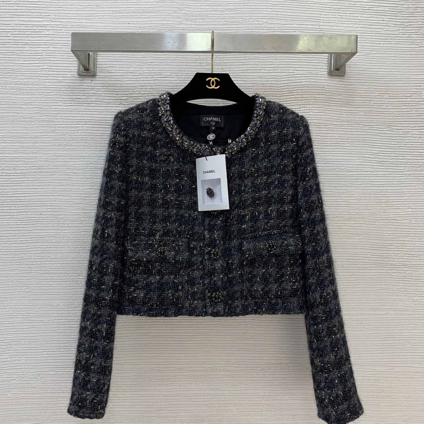 Victoria- 3h1958 wool item:E-F044K0234