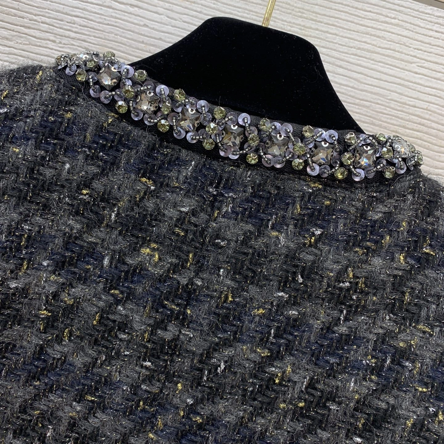 Victoria- 3h1958 wool item:E-F044K0234