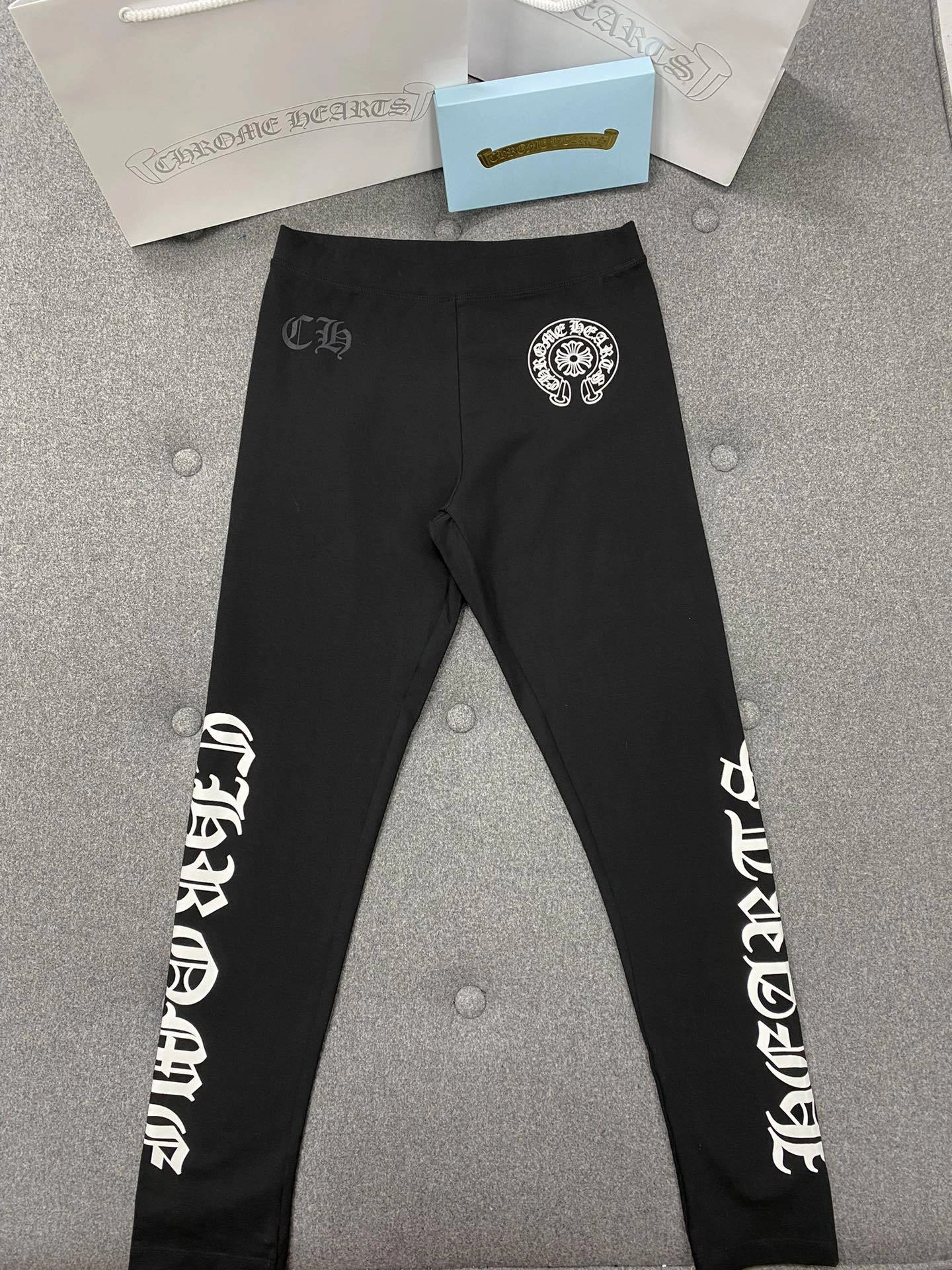 Victoria- 3hro75 item:C-F801K3015