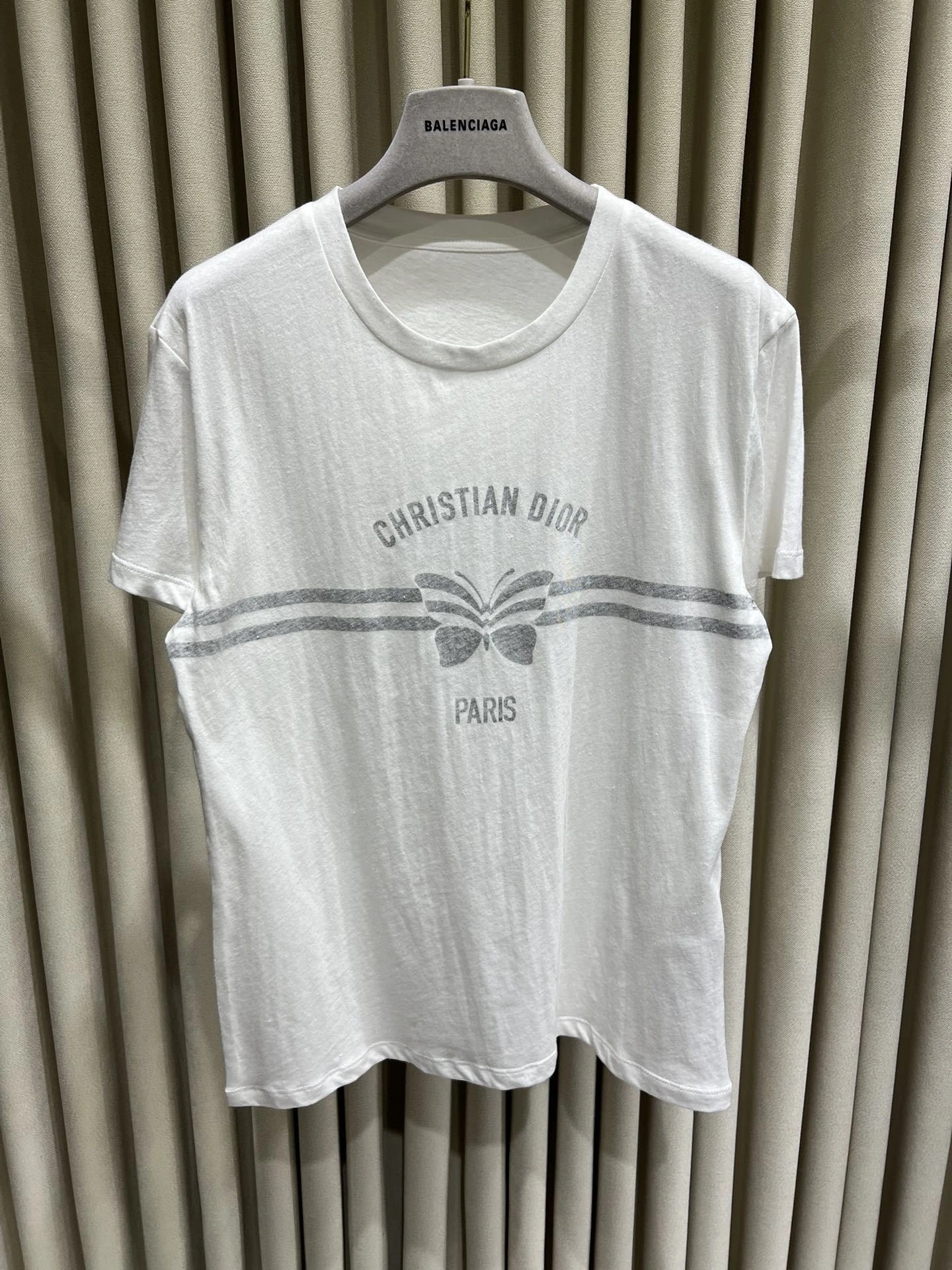 Victoria- 4ior 25021607 Linen fabric item:E-F140D1168