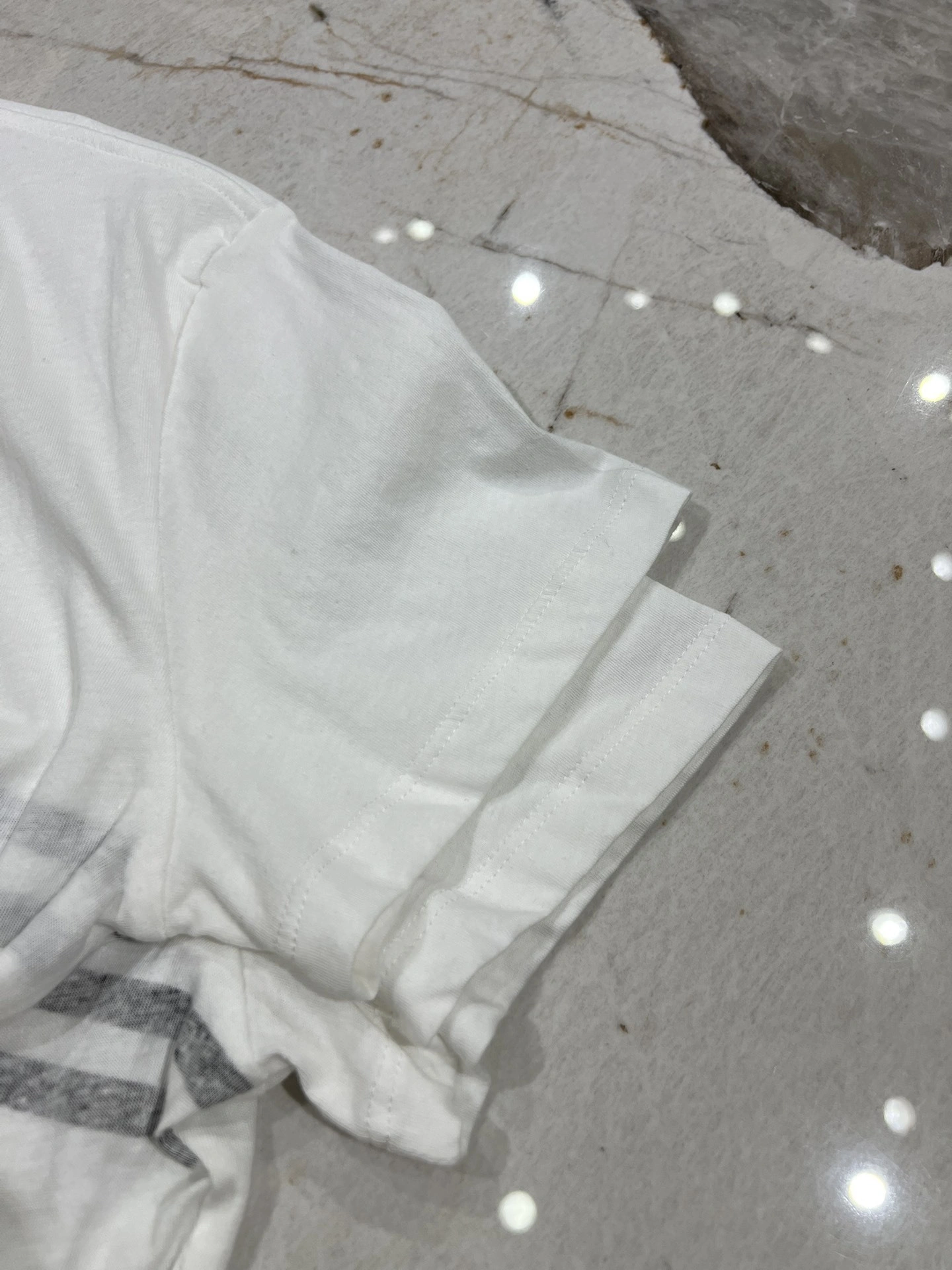 Victoria- 4ior 25021607 Linen fabric item:E-F140D1168