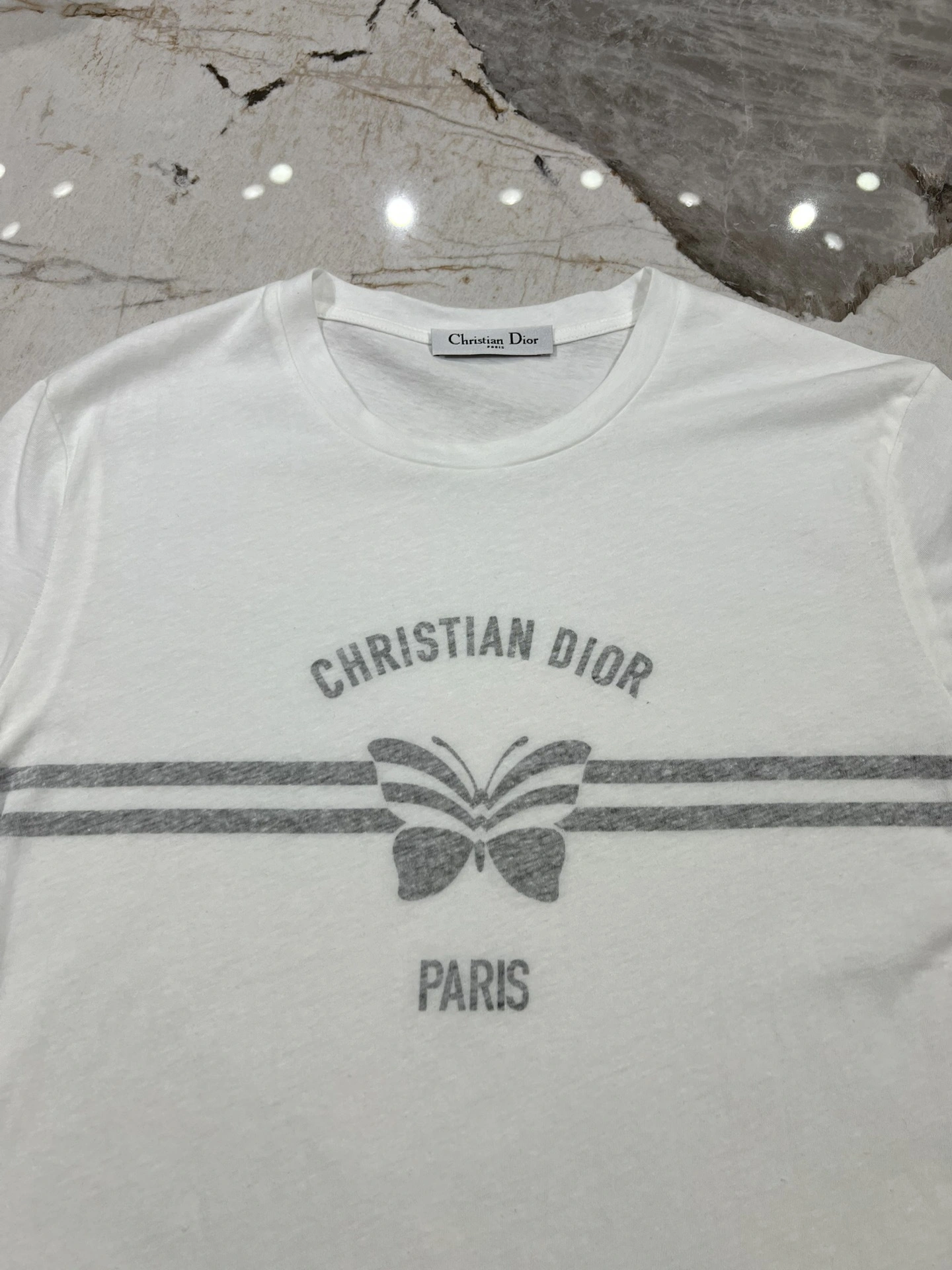 Victoria- 4ior 25021607 Linen fabric item:E-F140D1168