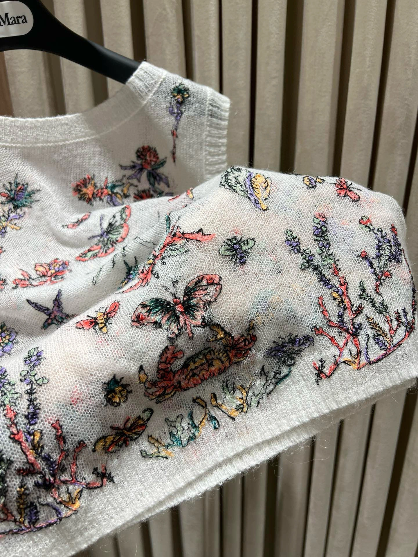 Victoria- 4ior 25031104 25031213 embroidery item:E-F140D1164