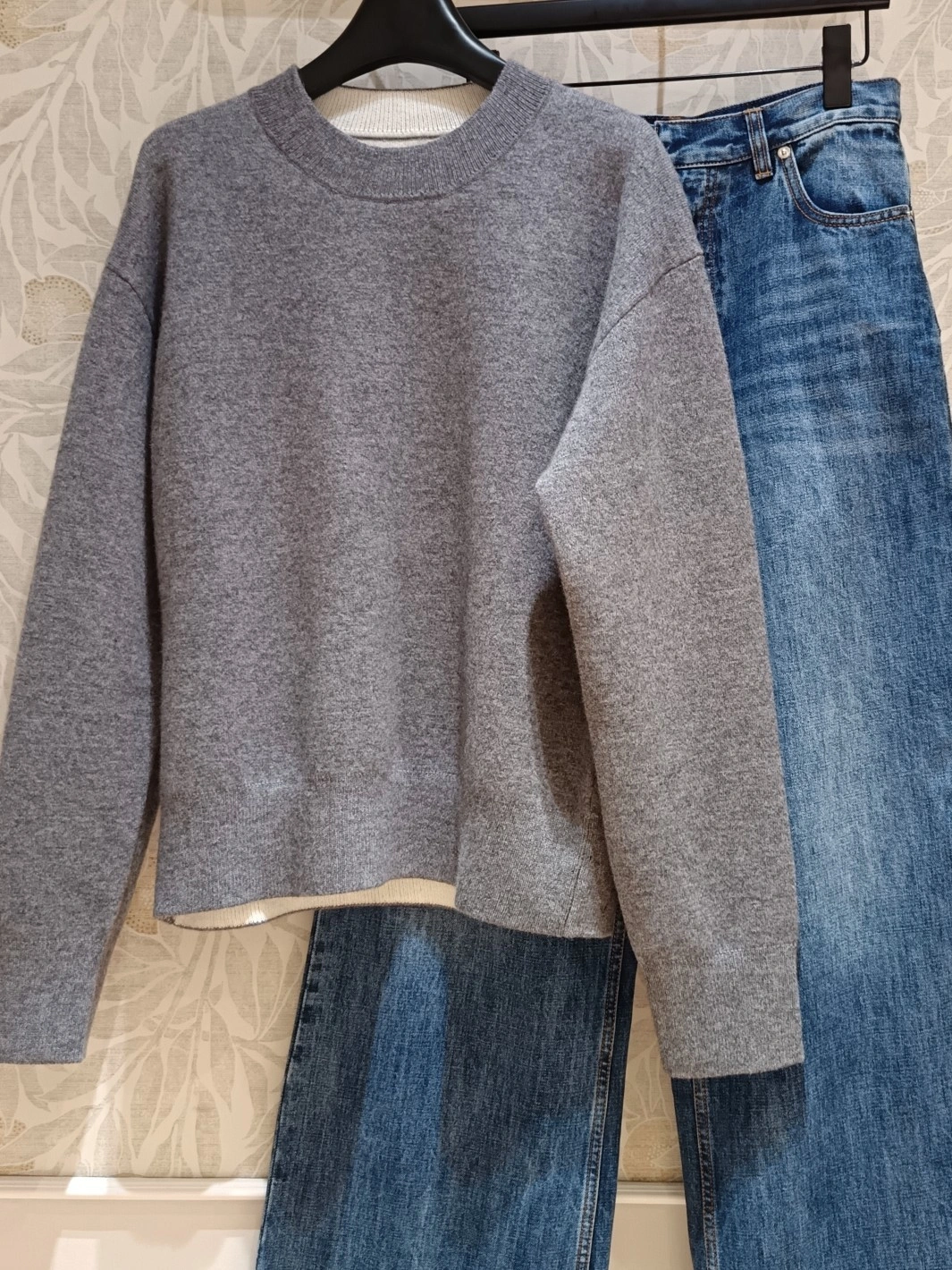 Victoria- 4ior Cashmere item:D-F240J0616
