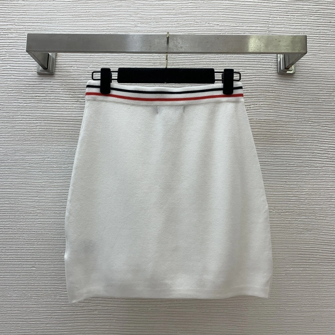Victoria- 4ior G25031243 embroidery item:E-F044D1160