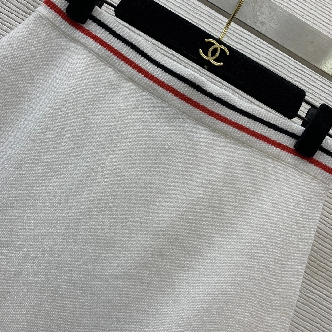 Victoria- 4ior G25031243 embroidery item:E-F044D1160