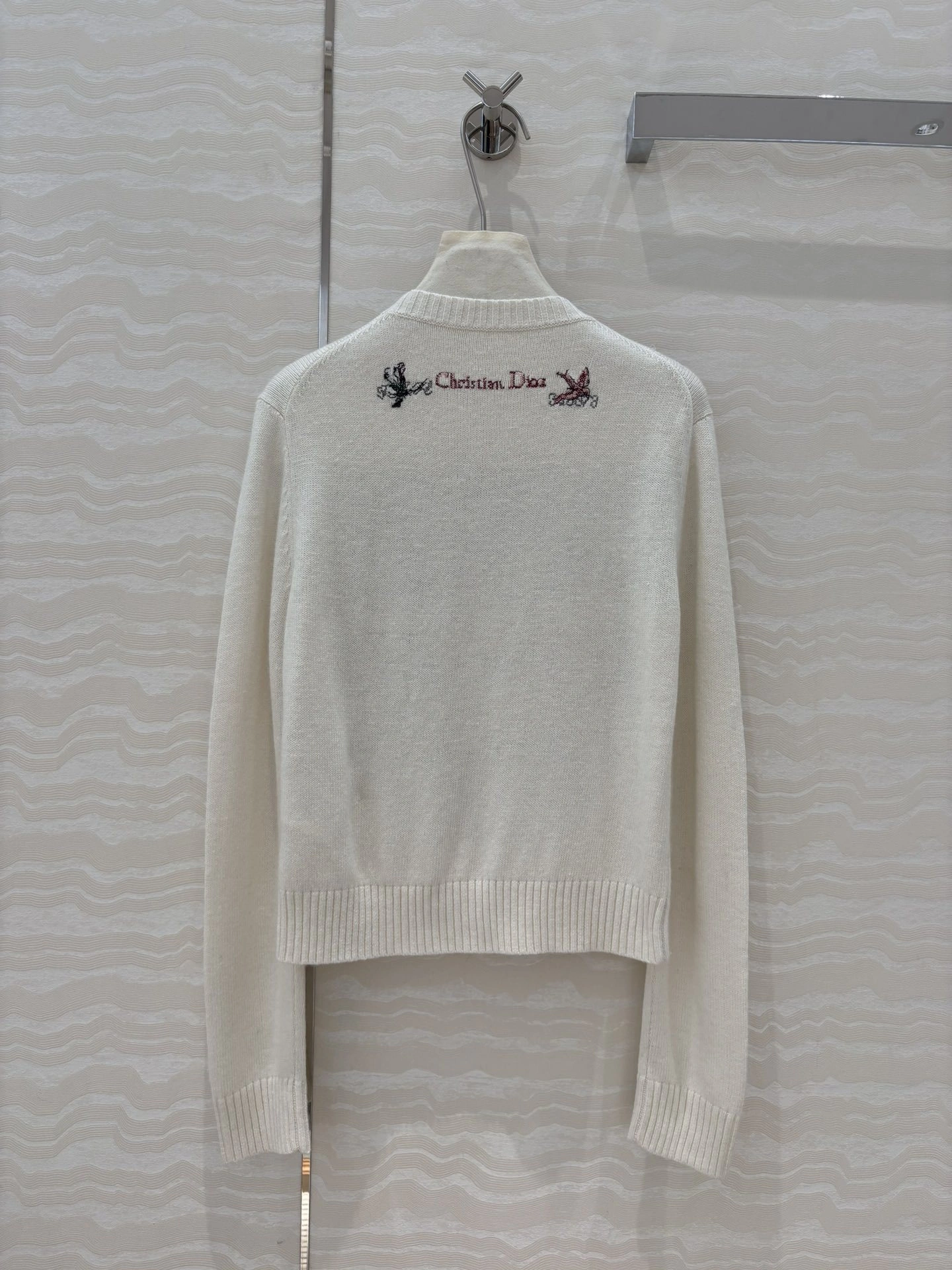 Victoria- 4ior embroidery cashmere 2colour item:E-F240C0310-2
