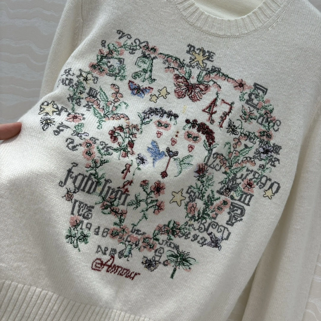 Victoria- 4ior embroidery cashmere 2colour item:E-F240C0310-2