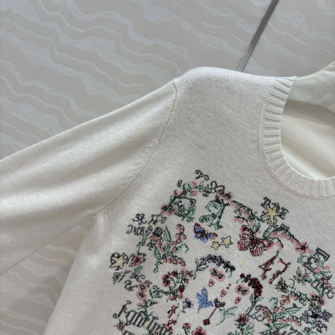 Victoria- 4ior embroidery cashmere 2colour item:E-F240C0310-2