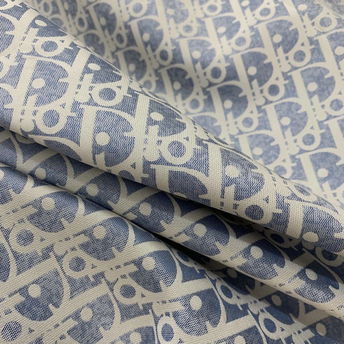 Victoria- 4ior embroidery item:E-F044I0267
