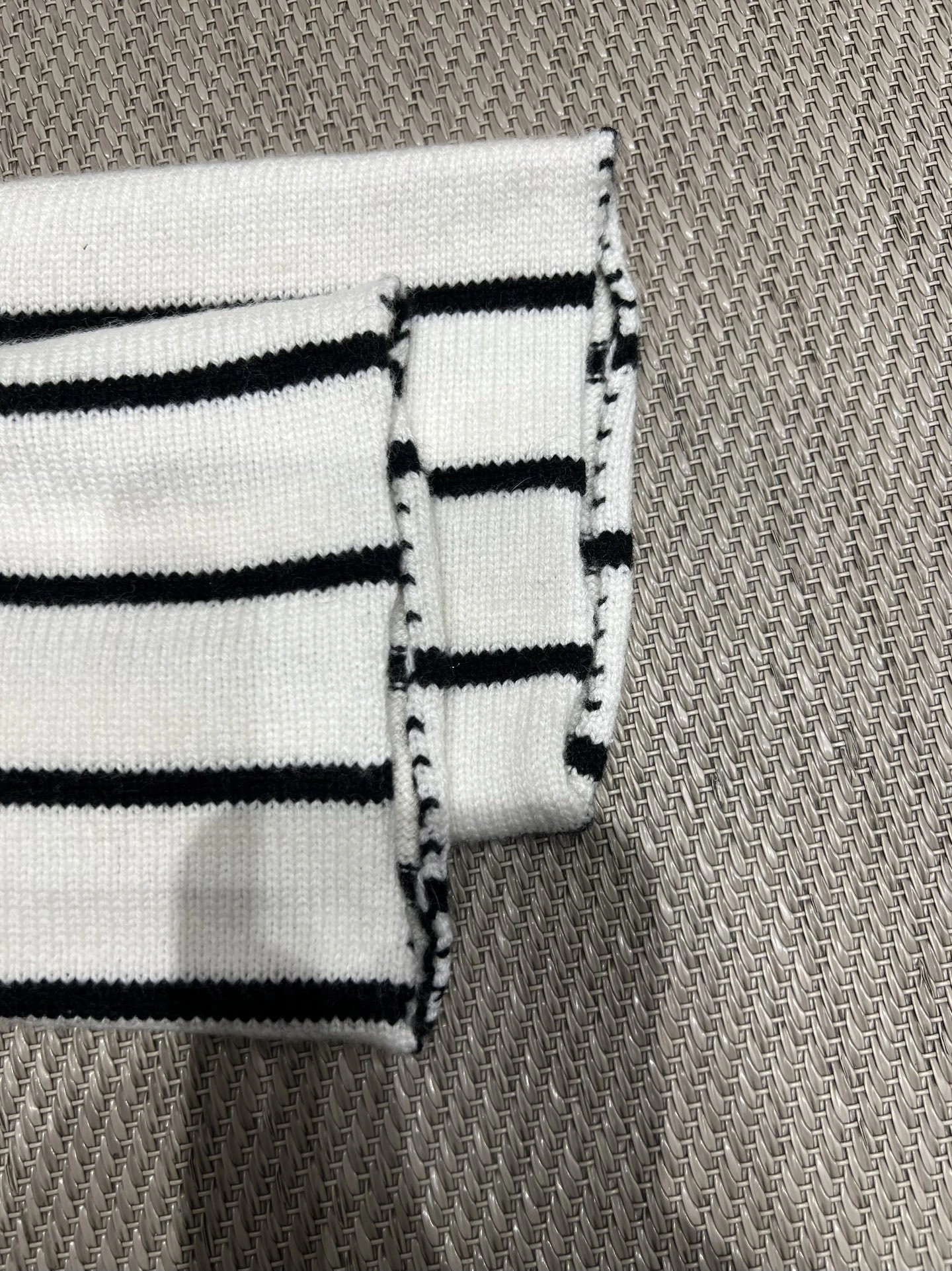 Victoria- 4ior embroidery item:E-F140I2729H