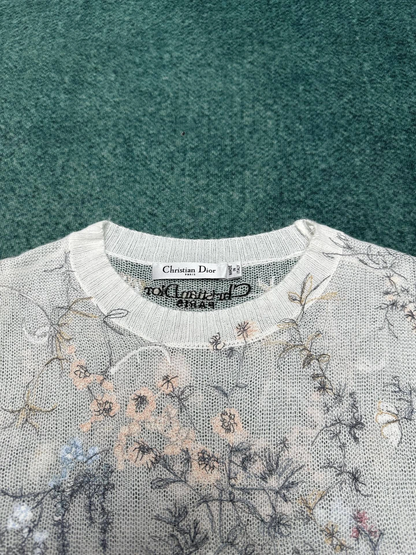 Victoria- 4ior embroidery item:E-F409F1513