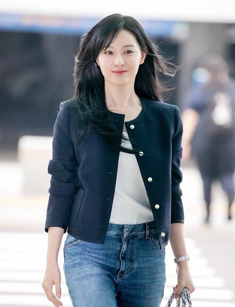 Victoria- 4ior item:D-F240H2618