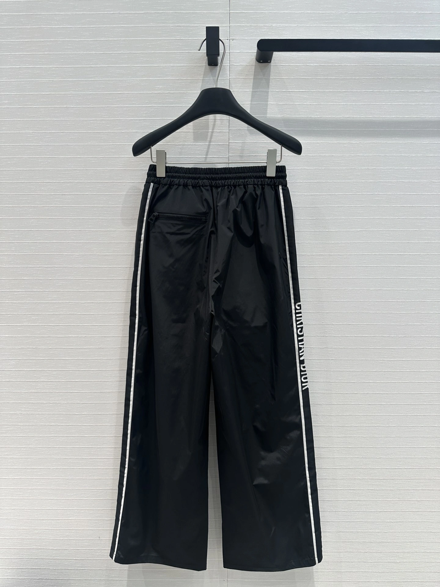 Victoria- 4ior item:D-F240H2619