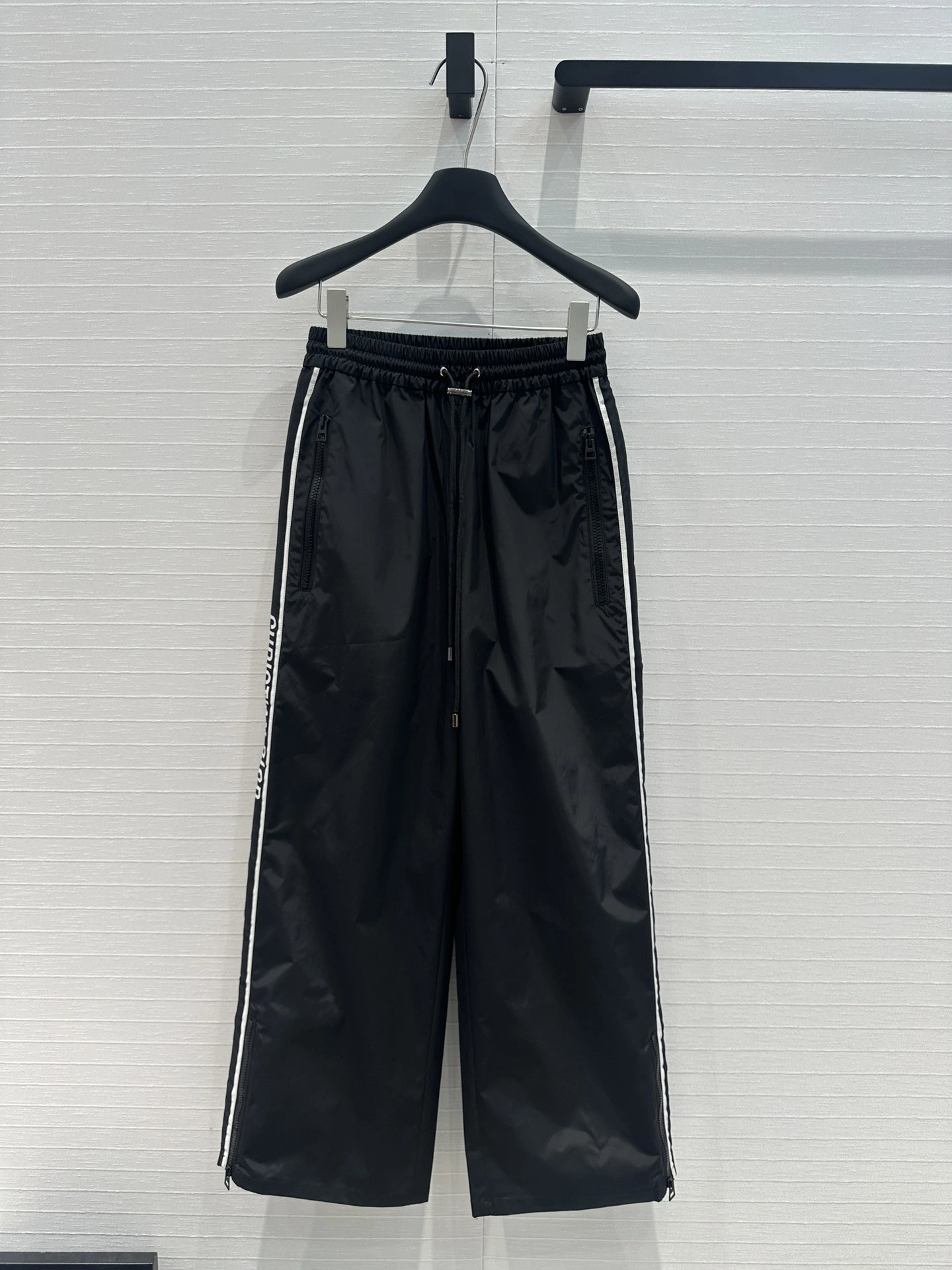 Victoria- 4ior item:D-F240H2619