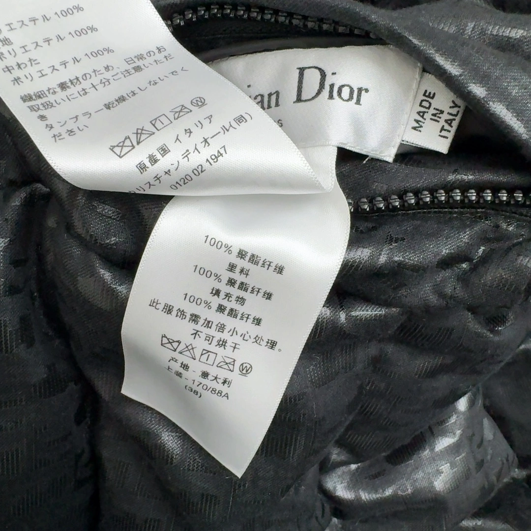 Victoria- 4ior reversible item:D-F244K1149