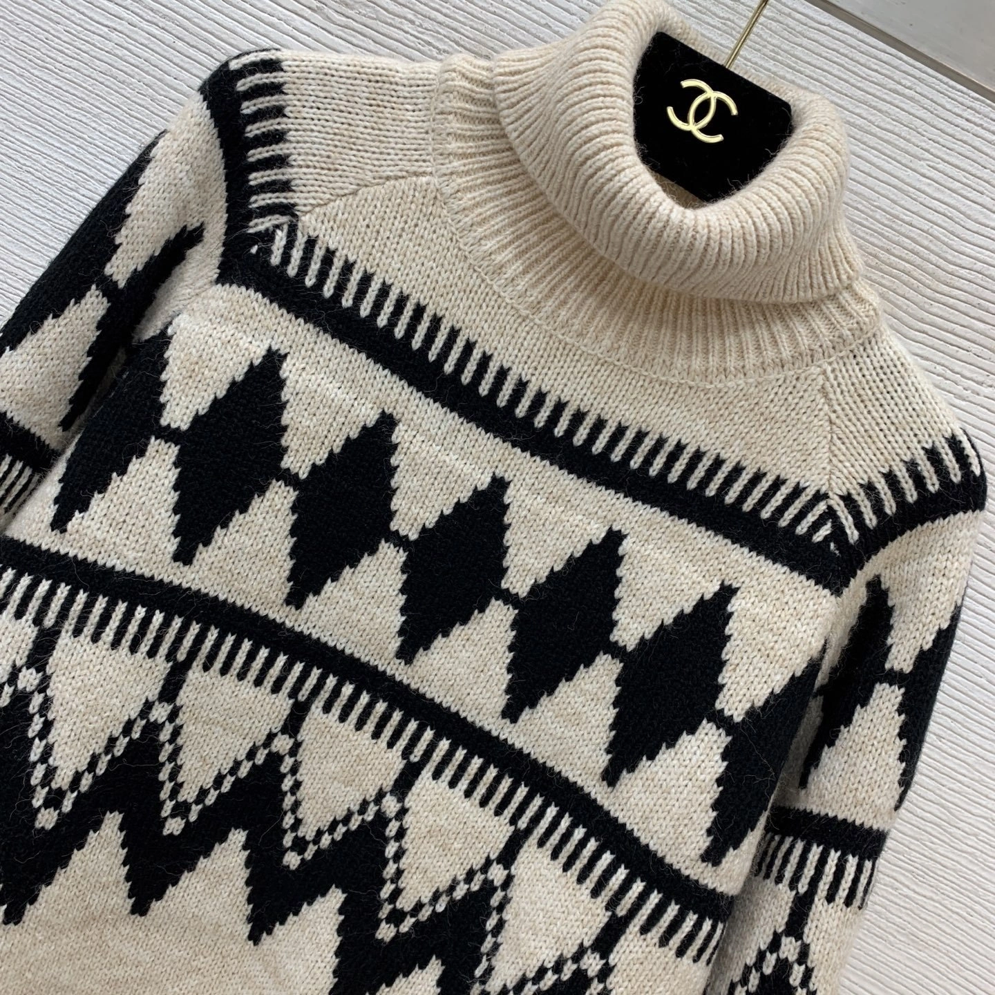 Victoria- 4ior wool 2colour item:E-F044K0207-2
