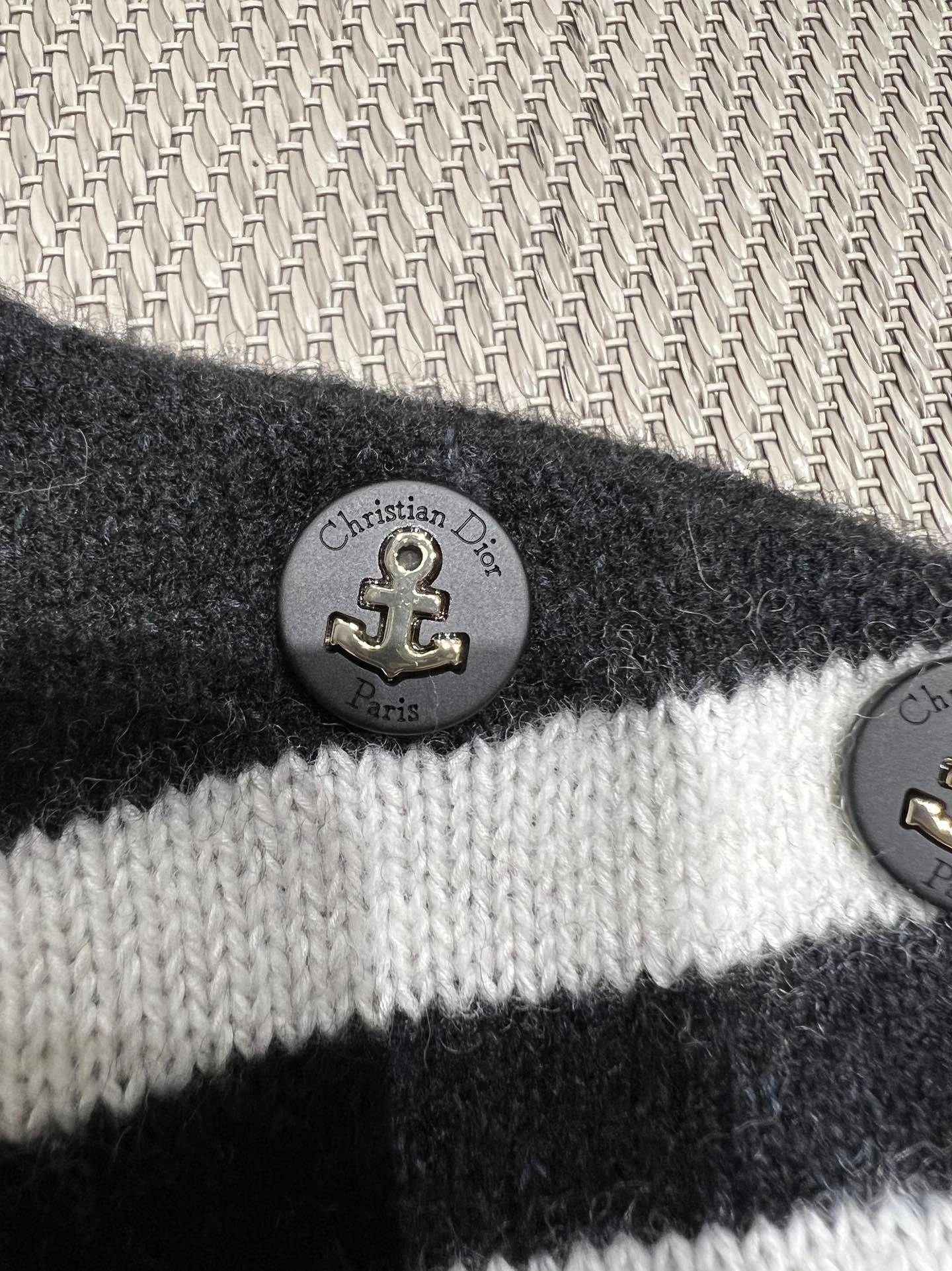 Victoria- 4ior wool embroidery item:E-F140I2732H
