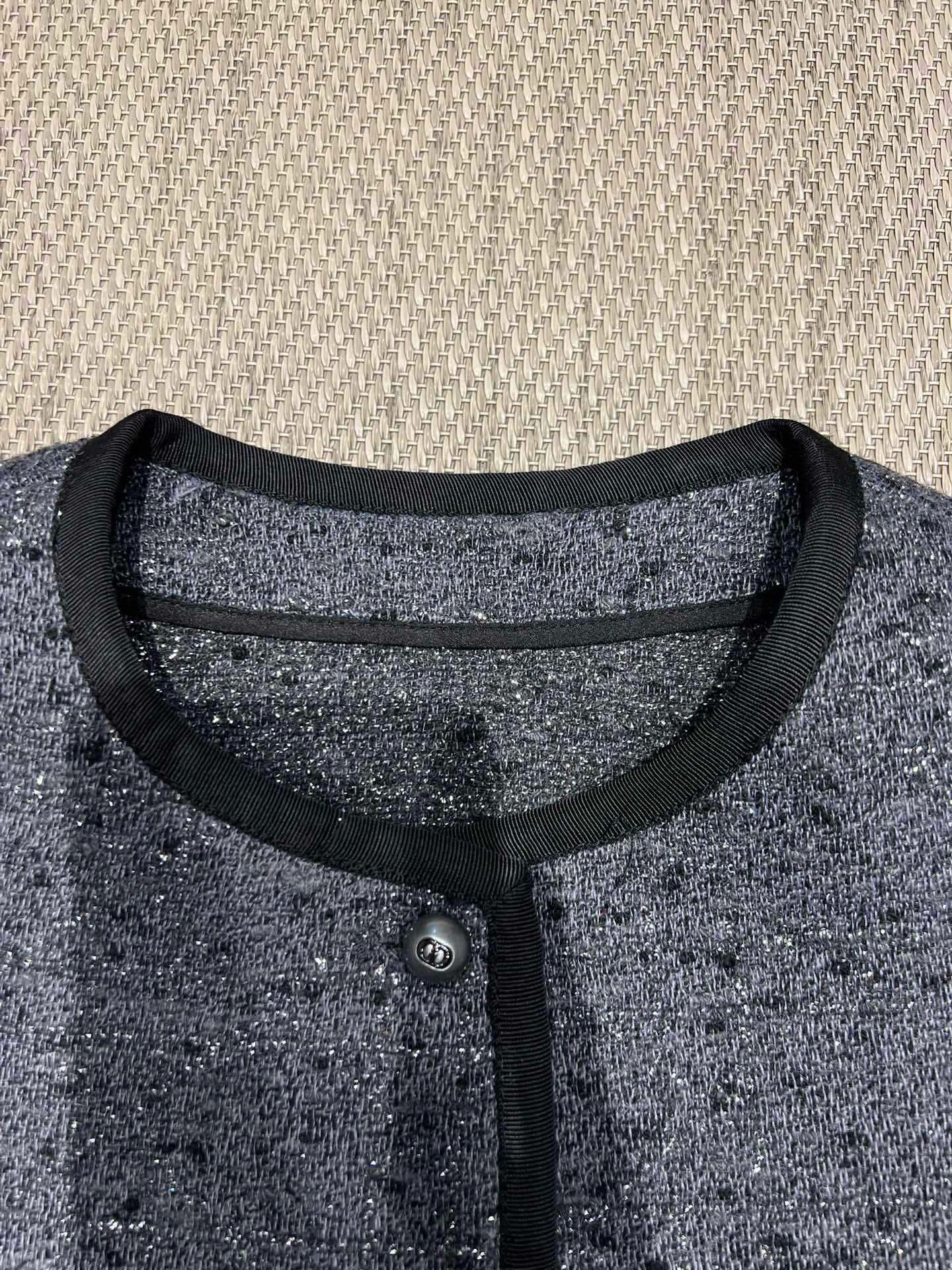 Victoria- 4ior wool item:E-F140K1671H