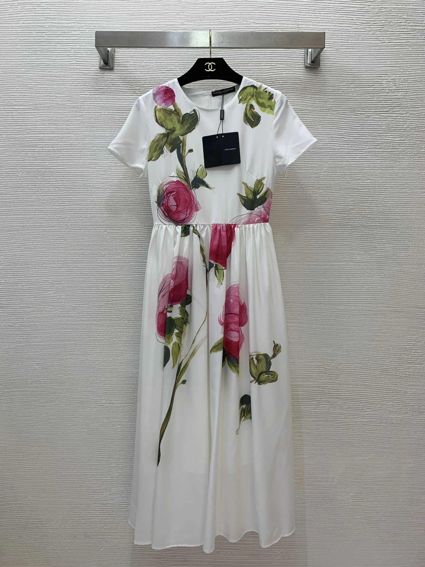 Victoria- 4o835& item:E-F044A0217