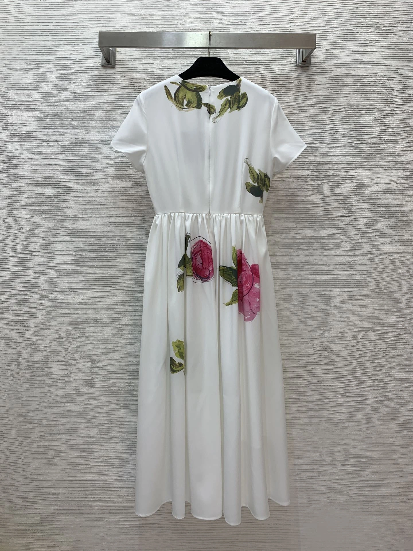 Victoria- 4o835& item:E-F044A0217