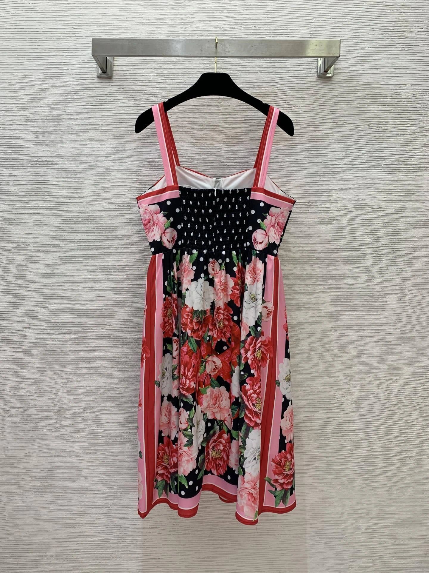 Victoria- 4o835& item:E-F044F0330