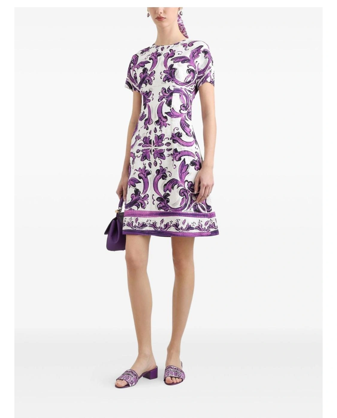 Victoria- 4o835& item:E-F044K0215