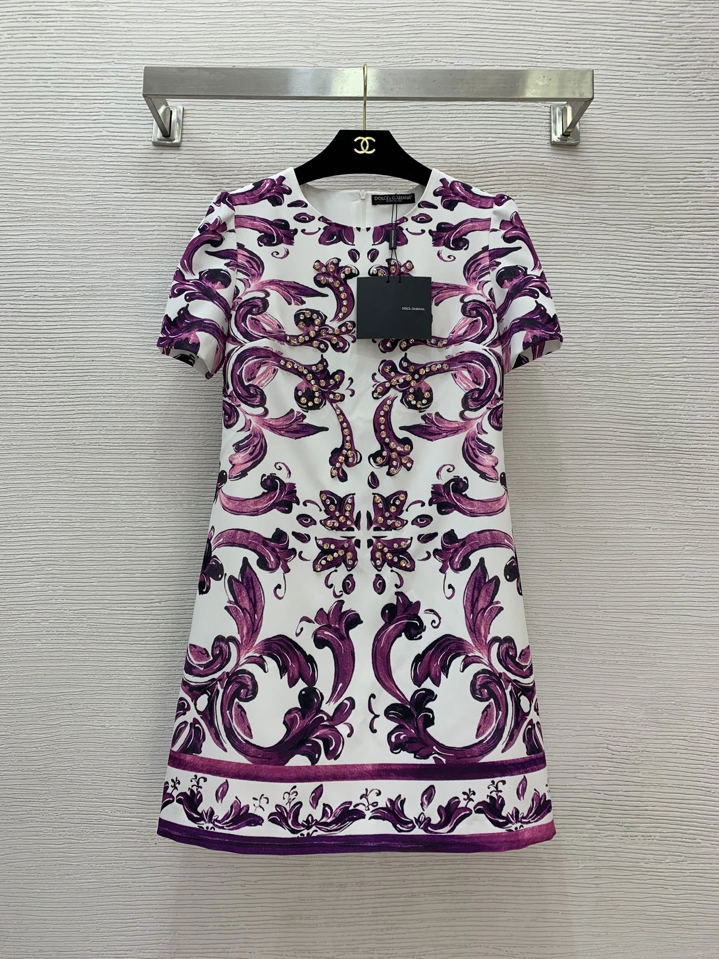 Victoria- 4o835& item:E-F044K0215