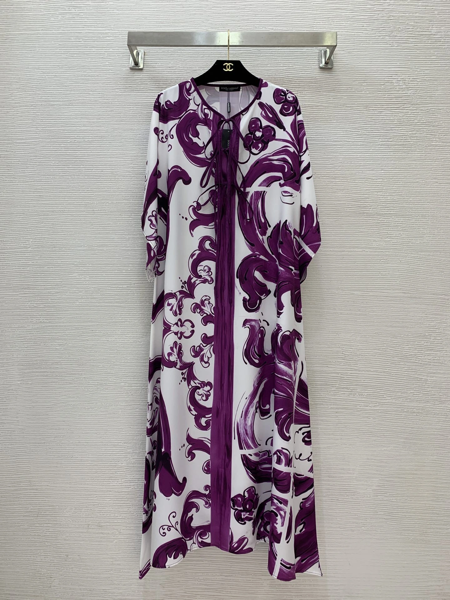 Victoria- 4o835& item:E-F044K0216