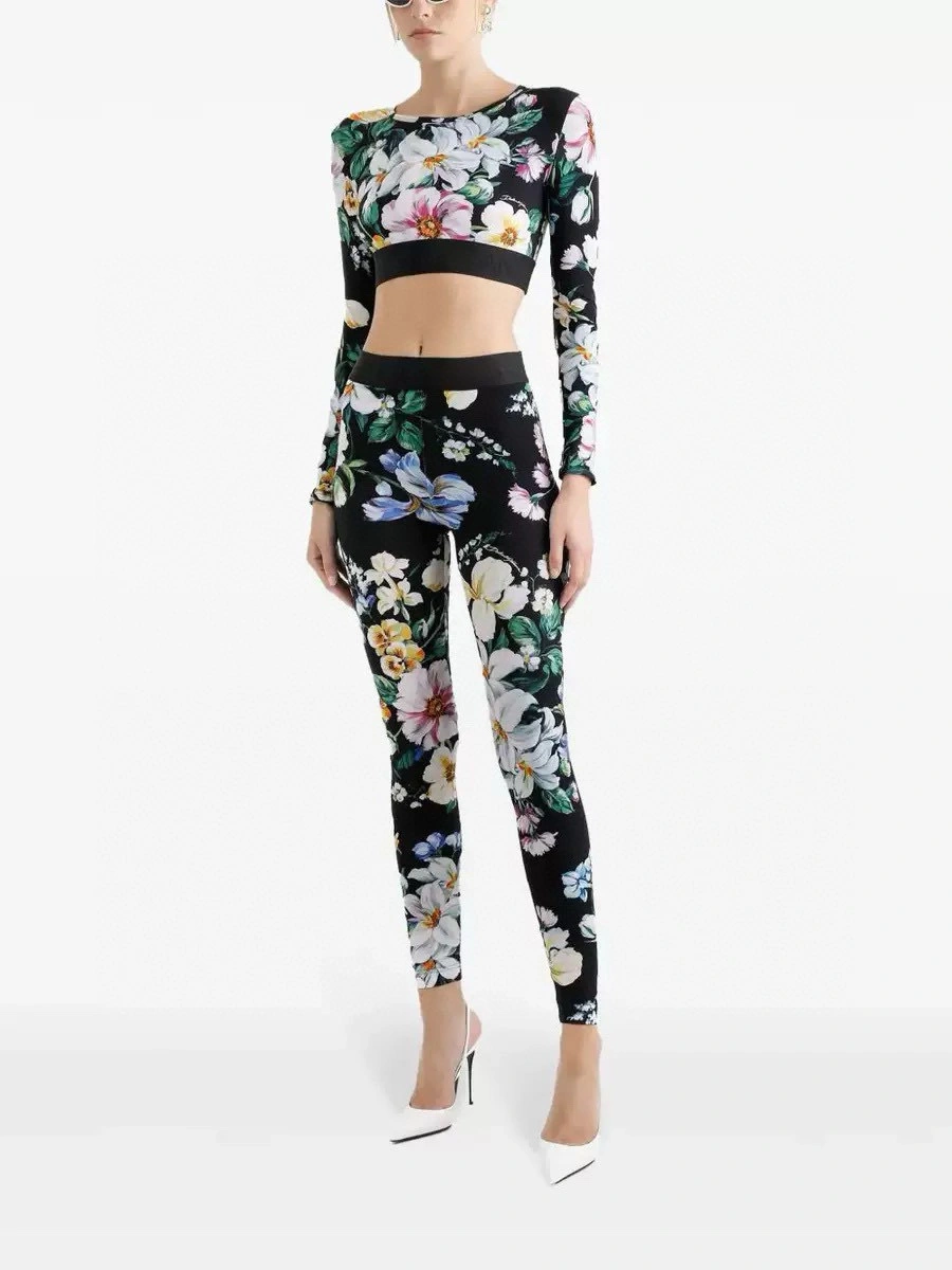 Victoria- 4o835& suit item:E-F044F1701